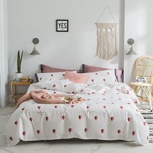 Load image into Gallery viewer, Red strawberries Bedding Sets 100% cotton Bed Linen Duvet Cover Bed Sheet/fitted sheet Pillowcase/bed Sets queen king size 4pcs