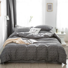 Load image into Gallery viewer, Red strawberries Bedding Sets 100% cotton Bed Linen Duvet Cover Bed Sheet/fitted sheet Pillowcase/bed Sets queen king size 4pcs
